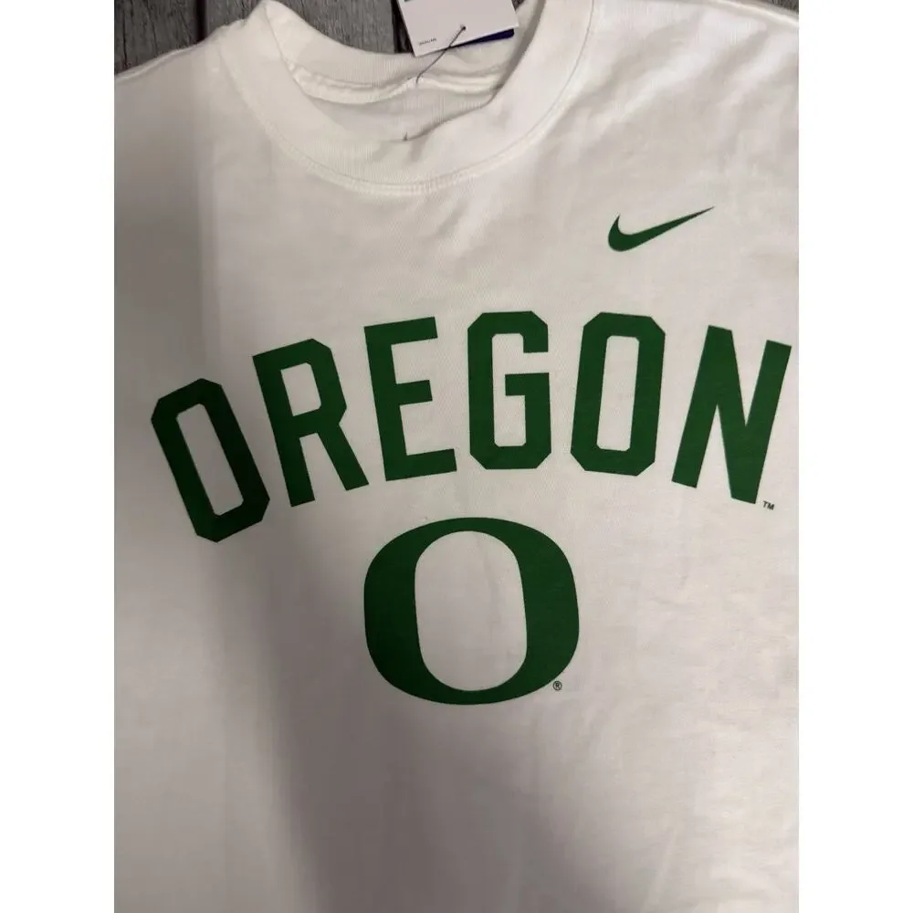 NWT Women’s Nike Oregon Ducks Oversized Tshirt XL White SS Cotton Tee - Picture 2 of 11